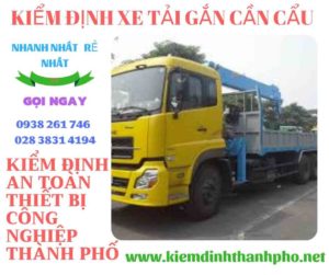 Hình ảnh kiểm định xe tải gắn cần cẩu