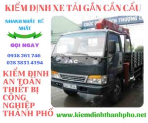 Hình ảnh kiểm định xe tải gắn cần cẩu