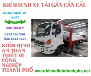 Hình ảnh kiểm định xe tải gắn cần cẩu